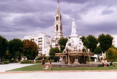 square of Nimes