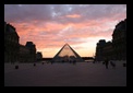 pyramide du louvre