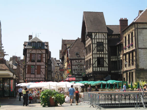 Troyes